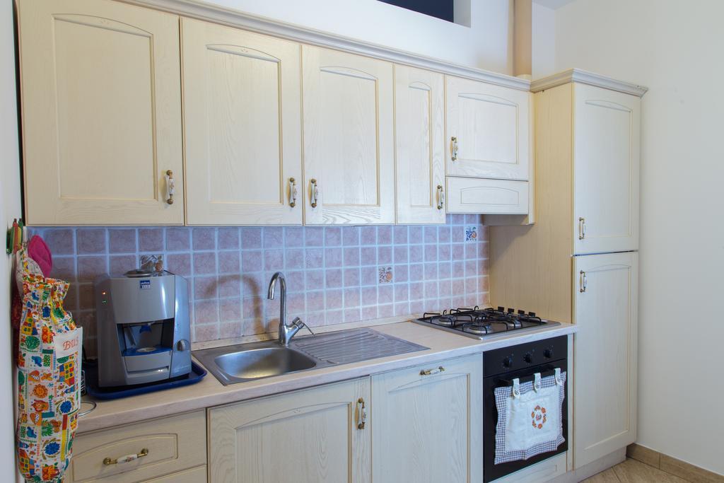 B&B Casa Cavour Сан-Бенедетто-дель-Тронто Экстерьер фото