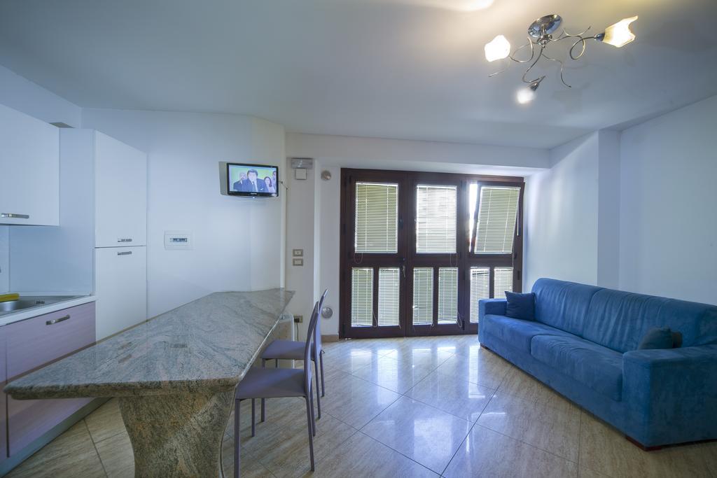 B&B Casa Cavour Сан-Бенедетто-дель-Тронто Экстерьер фото